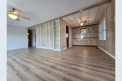 1805 Blue Lake Drive, Lakeland, FL 33801 - Photo 7