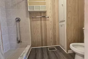 1805 Blue Lake Dr, Lakeland, FL 33801 - Photo 15