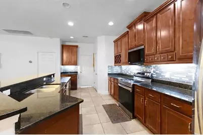 3950 Sunset Lake Drive, Lakeland, FL 33810 - Photo 5