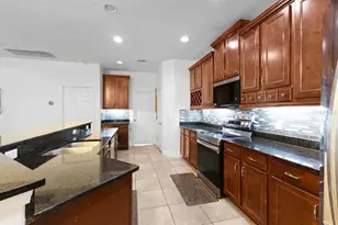 3950 Sunset Lake Dr, Lakeland, FL 33810 - Photo 5