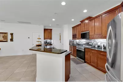 3950 Sunset Lake Drive, Lakeland, FL 33810 - Photo 5