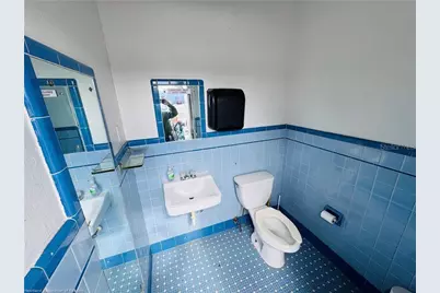 407 N Ridgewood Drive, Sebring, FL 33870 - Photo 7