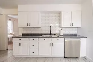 402 E Poinsettia St, Lakeland, FL 33803 - Photo 41