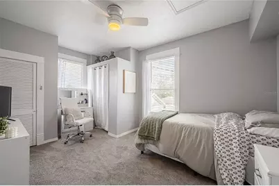 402 E Poinsettia Street, Lakeland, FL 33803 - Photo 9