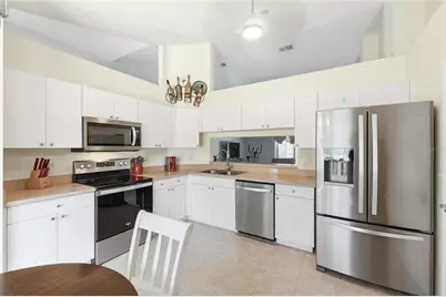 356 Sterling Drive, Winter Haven, FL 33884 - Photo 9