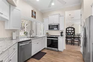 5440 Bloomfield Blvd, Lakeland, FL 33810 - Photo 13