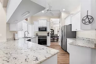5440 Bloomfield Blvd, Lakeland, FL 33810 - Photo 9