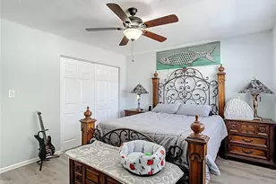 201 Pine Violet Ct, Tampa, FL 33612 - Photo 11