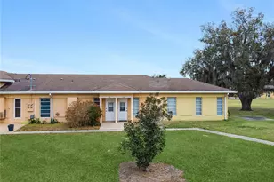 1703 Club Cir, Lakeshore, FL 33854 - Photo 1