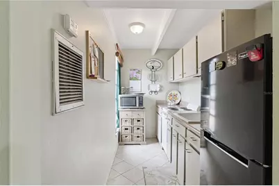 1703 Club Circle, Lakeshore, FL 33854 - Photo 11