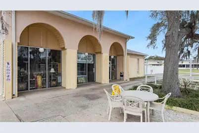 1703 Club Circle, Lakeshore, FL 33854 - Photo 25