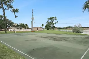 1703 Club Cir, Lakeshore, FL 33854 - Photo 43