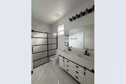 1717 Blossom Circle W, Lakeland, FL 33805 - Photo 21