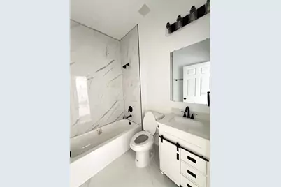 1717 Blossom Circle W, Lakeland, FL 33805 - Photo 15