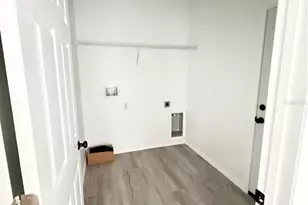 1717 Blossom Cir W, Lakeland, FL 33805 - Photo 17