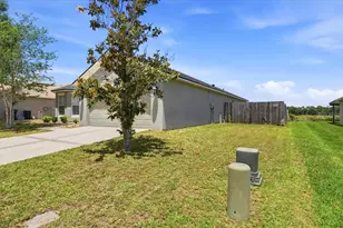 2439 Hamlet Cir, Lakeland, FL 33810 - Photo 5