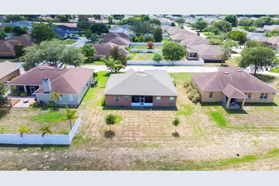 6339 Alamanda Hills Drive, Lakeland, FL 33813 - Photo 31