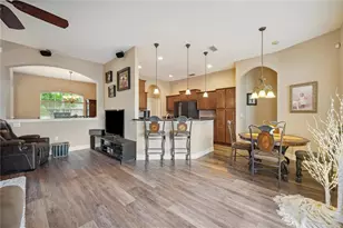 6339 Alamanda Hills Dr, Lakeland, FL 33813 - Photo 11