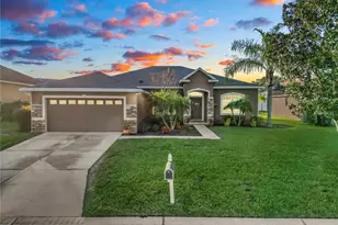 6339 Alamanda Hills Dr, Lakeland, FL 33813 - Photo 1