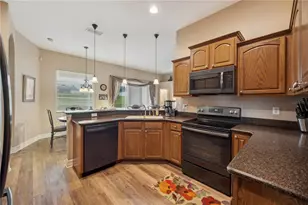 6339 Alamanda Hills Dr, Lakeland, FL 33813 - Photo 13