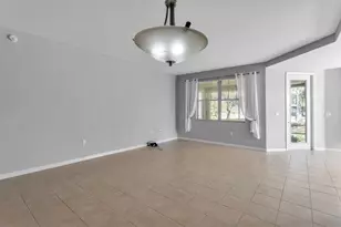 3850 Serenade Ln, Lakeland, FL 33811 - Photo 7