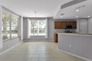 3850 Serenade Ln, Lakeland, FL 33811 - Photo 9