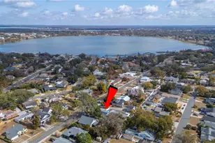 219 E Beacon Rd, Lakeland, FL 33803 - Photo 3