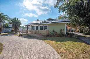219 E Beacon Rd, Lakeland, FL 33803 - Photo 1