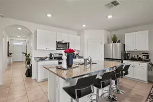 5740 Grey Granite Wy, Lakeland, FL 33811 - Photo 5