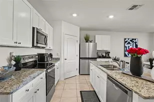 5740 Grey Granite Wy, Lakeland, FL 33811 - Photo 7