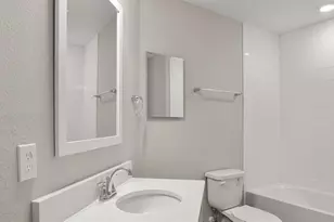 576 Mossy Wood Ln, Saint Cloud, FL 34771 - Photo 17