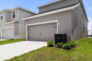 576 Mossy Wood Ln, Saint Cloud, FL 34771 - Photo 3