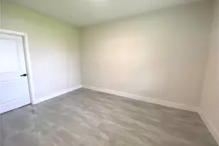 619 Aston Martin Dr, Sebring, FL 33872 - Photo 13