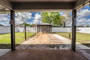 7144 Remington Oaks Loop, Lakeland, FL 33810 - Photo 37