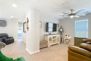 2881 Misty Marble Dr, Zephyrhills, FL 33540 - Photo 33