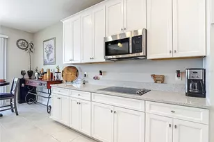 2881 Misty Marble Dr, Zephyrhills, FL 33540 - Photo 13