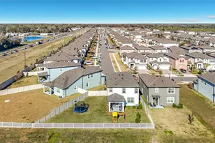 2881 Misty Marble Dr, Zephyrhills, FL 33540 - Photo 73