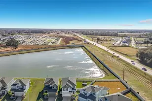 2881 Misty Marble Dr, Zephyrhills, FL 33540 - Photo 65