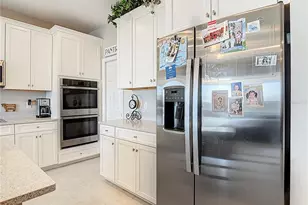 2881 Misty Marble Dr, Zephyrhills, FL 33540 - Photo 11