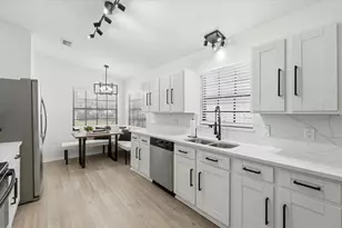 669 Eagle Run, Lakeland, FL 33809 - Photo 9