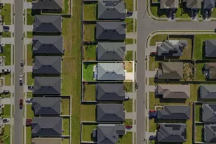 608 Vittorio Dr, Winter Haven, FL 33884 - Photo 43