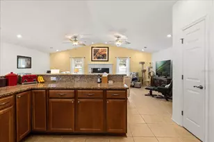 1254 Timberidge Loop S, Lakeland, FL 33809 - Photo 17