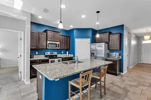 2772 Canyon Crest Dr, Lakeland, FL 33811 - Photo 5