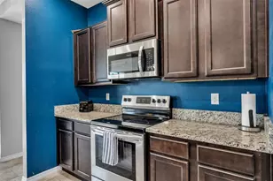 2772 Canyon Crest Dr, Lakeland, FL 33811 - Photo 9