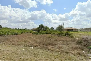 3813 5th St SW, Lehigh Acres, FL 33976 - Photo 25