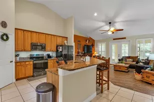 781 Country Walk Cove, Eagle Lake, FL 33839 - Photo 11