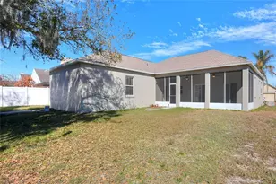 2743 Berkford Cir, Lakeland, FL 33810 - Photo 41