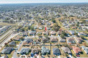 2743 Berkford Cir, Lakeland, FL 33810 - Photo 3