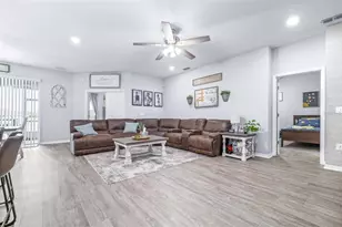 1023 Corso Dr, Winter Haven, FL 33884 - Photo 11