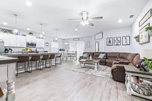 1023 Corso Dr, Winter Haven, FL 33884 - Photo 9